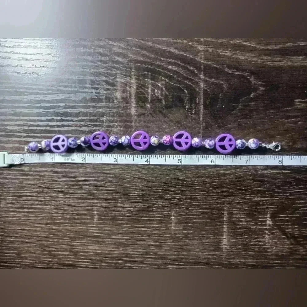 Purple peace sign bracelet - Picture 6 of 6